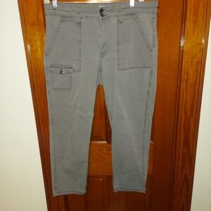 Time and Tru Gray Cargo Pants